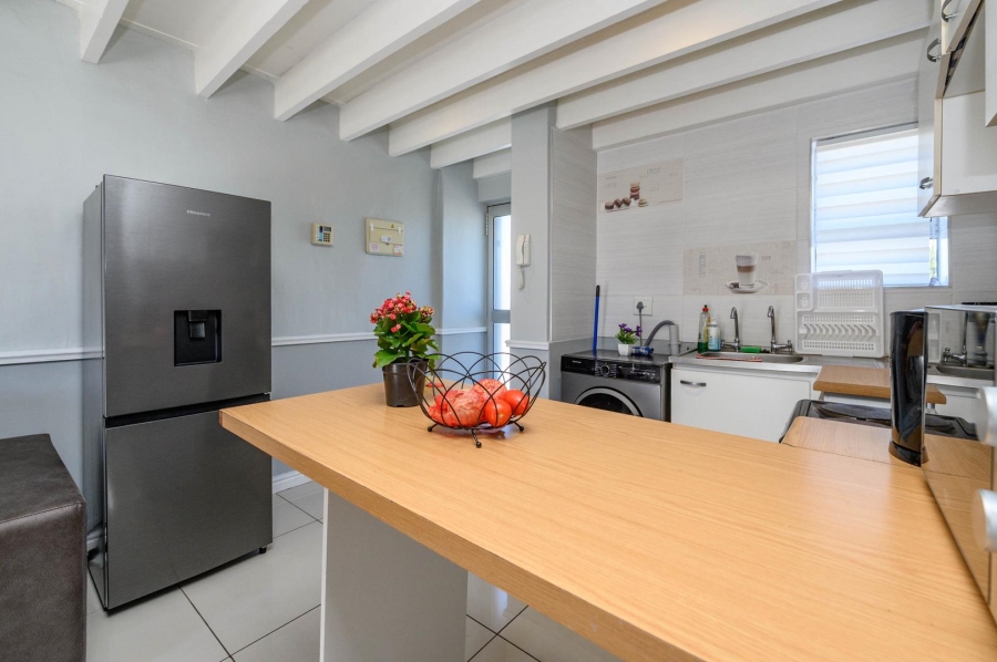 1 Bedroom Property for Sale in Humewood Eastern Cape